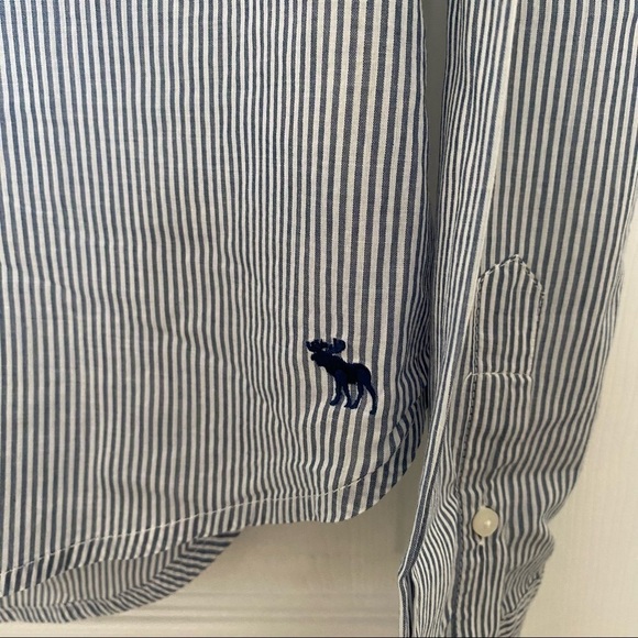 Abercrombie & Fitch shirt top poplin long sleeve half button embroidered sleeve - Picture 4 of 7